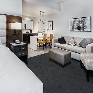 Premium King Studio Suite